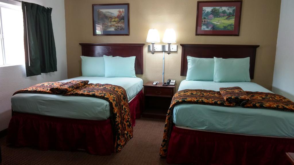 Budget Inn Hamilton Екстер'єр фото