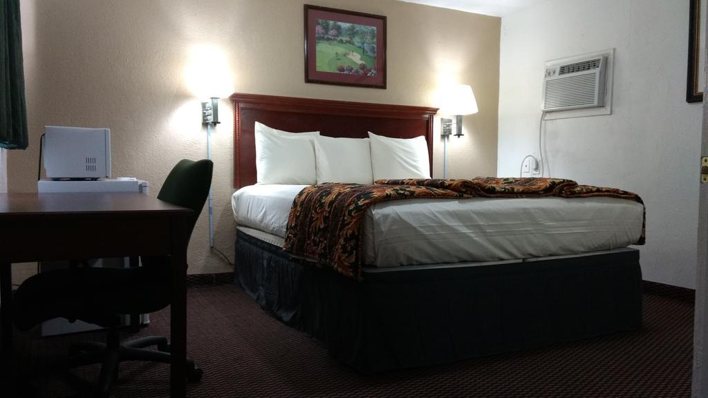 Budget Inn Hamilton Екстер'єр фото